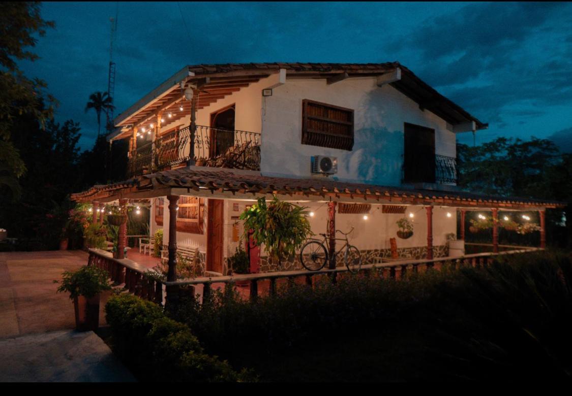 Hotel San Sebastian Del Tonusco سانتا في دي أنتيوكيا المظهر الخارجي الصورة